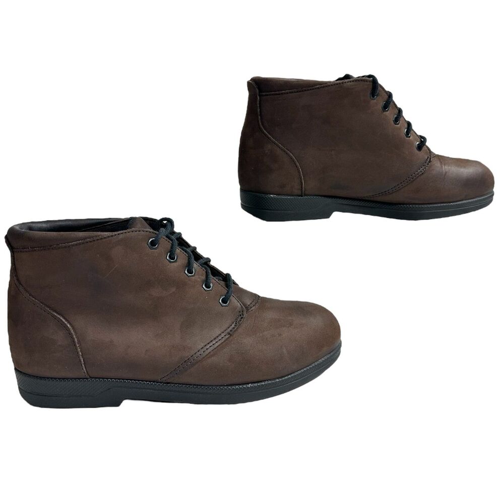 RED WING Womens Sz 7 D Chukka Work Steel Toe Safety Ankle Boot Brown Waterproof.